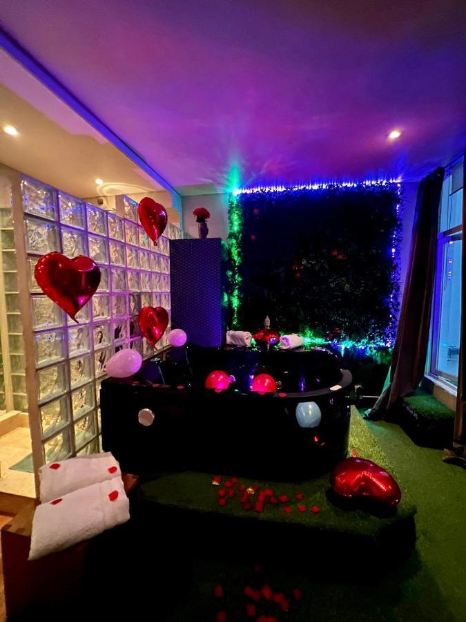 Jacuzzi Love Room Paris Eksteriør billede